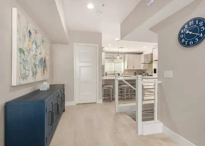 Miller Square 1009 Apartment